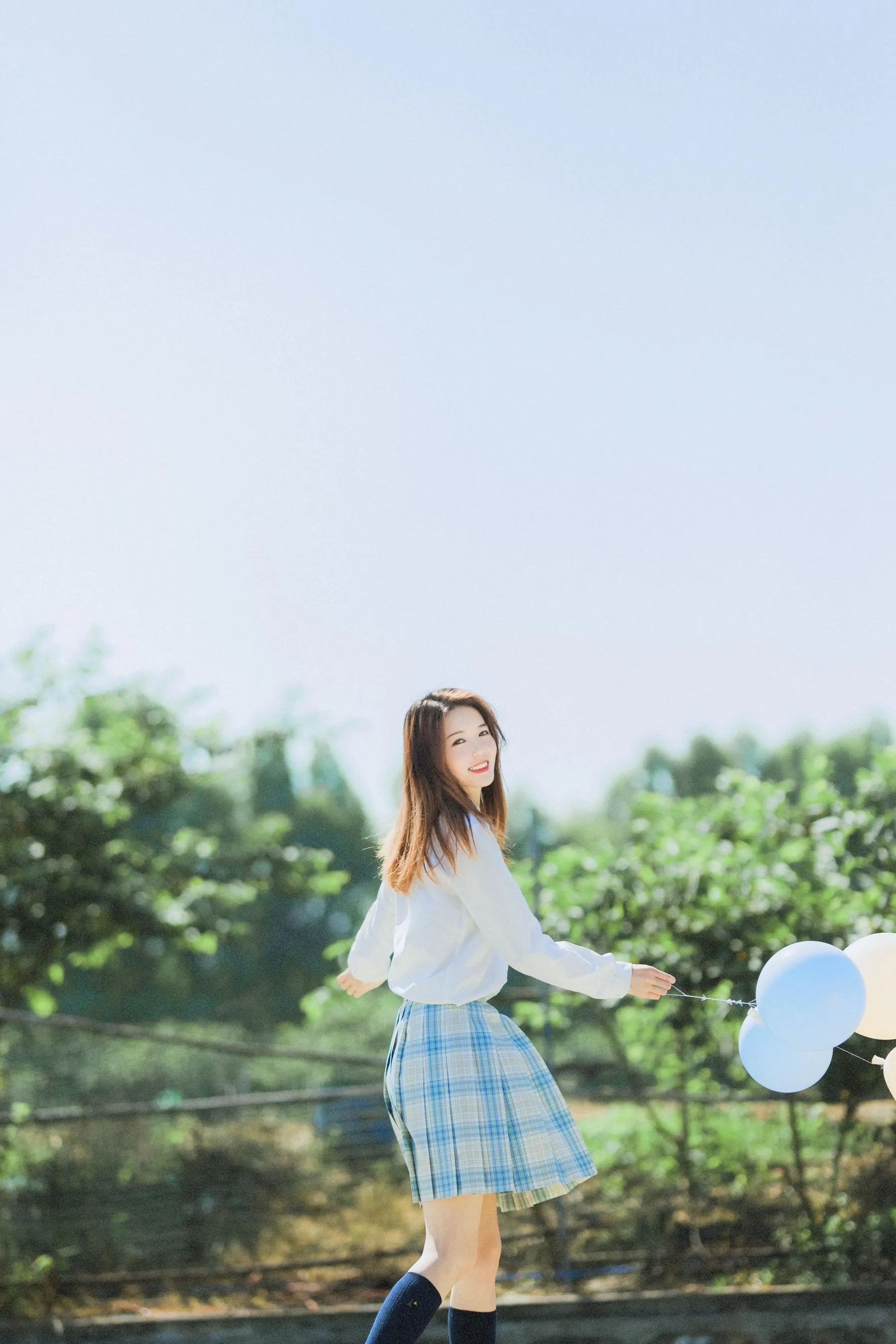 [YITUYU艺图语]2021.10.15 青空之下 航子 [26P]插图8